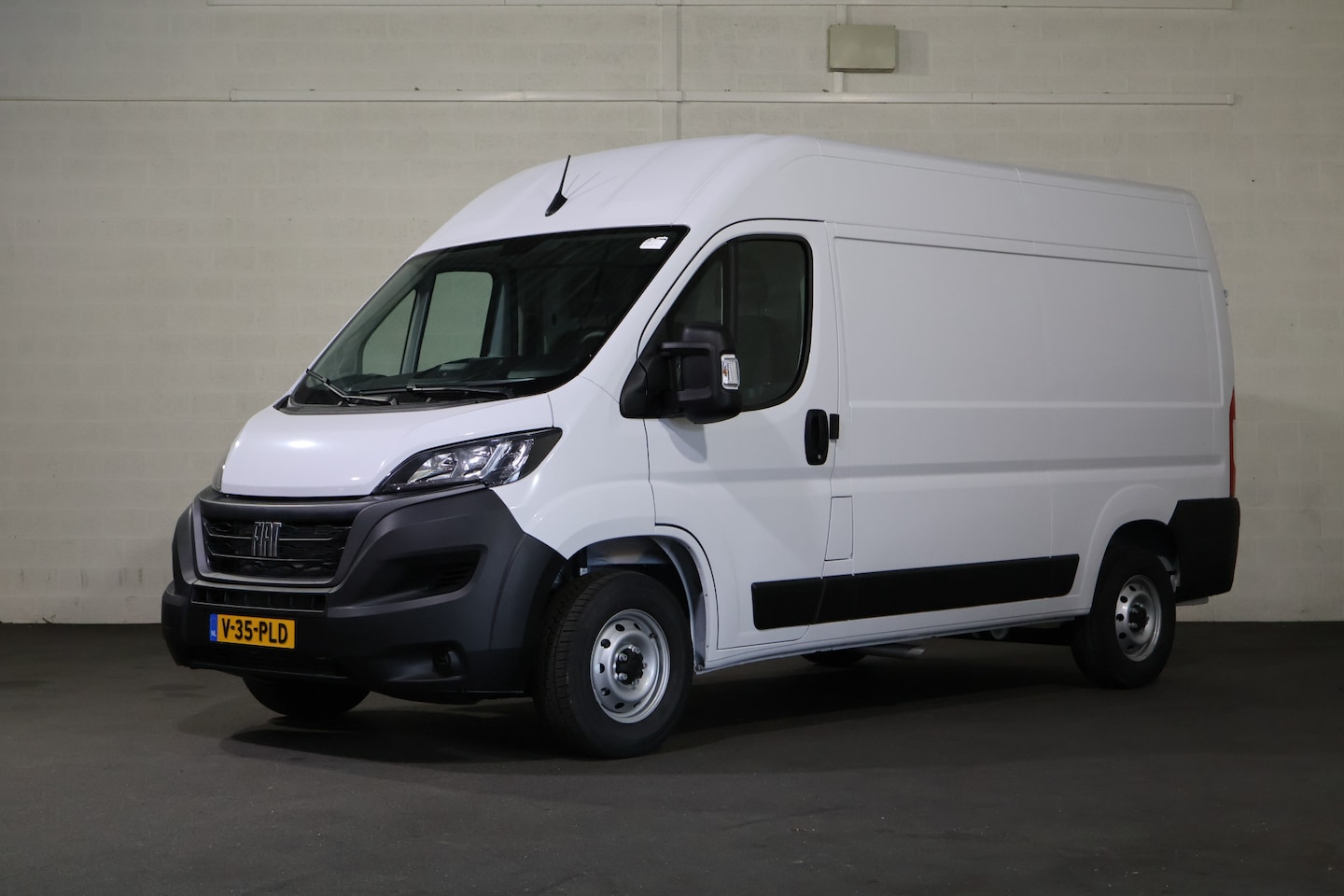 Fiat Ducato - 2.2 MJ L2 H2 Airco (Wordt verwacht) - AutoWereld.nl