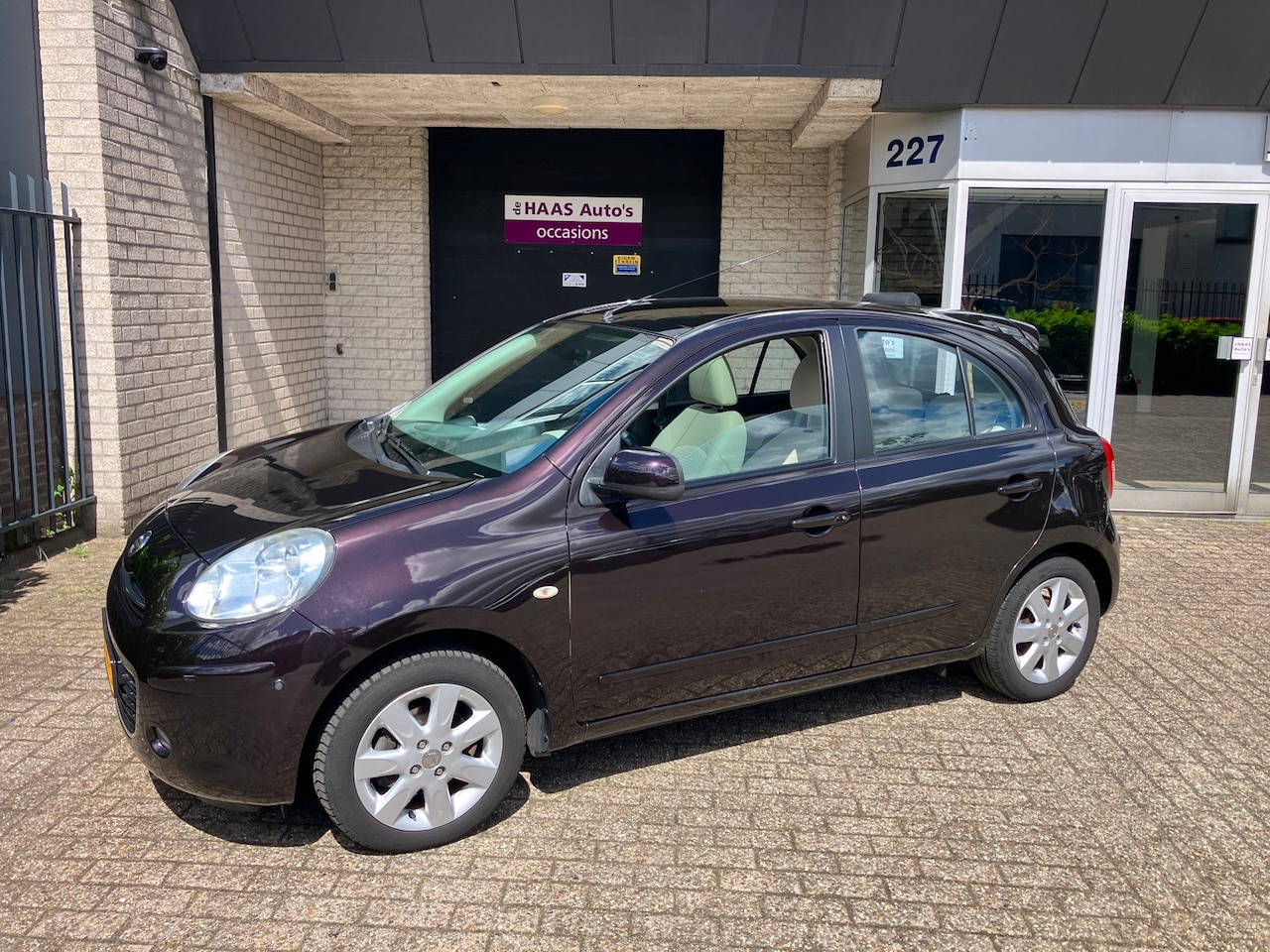 Nissan Micra - 1.2 DIG-S Tekna / DEALER SERVICED / VOL OPTIES / PANORAMADAK / ALU VELGEN / CLIMA / CRUISE - AutoWereld.nl