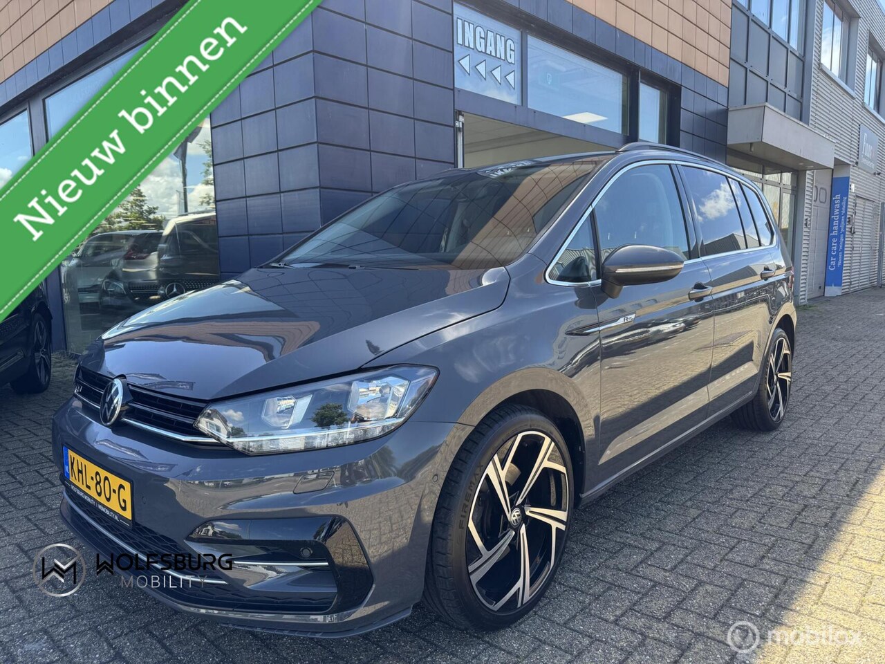 Volkswagen Touran - 1.5 TSI Highline Business R-Line 7p. Autom.| ACC| Front assist| Stuurverw.| Climate Contr. - AutoWereld.nl