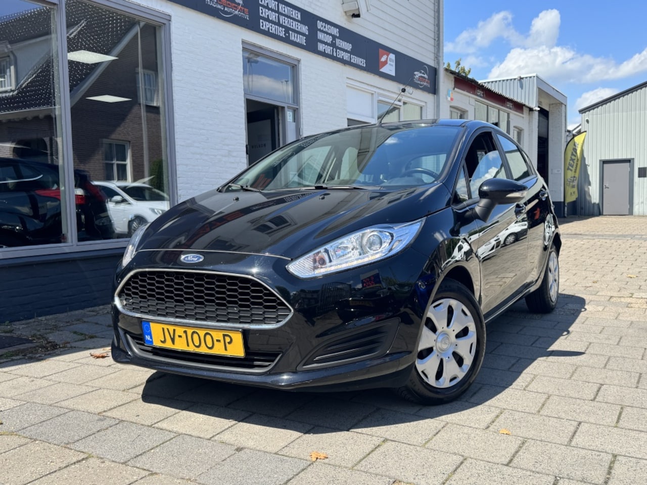 Ford Fiesta - 1.5 TDCi Style*NW-APK*Alarm* - AutoWereld.nl