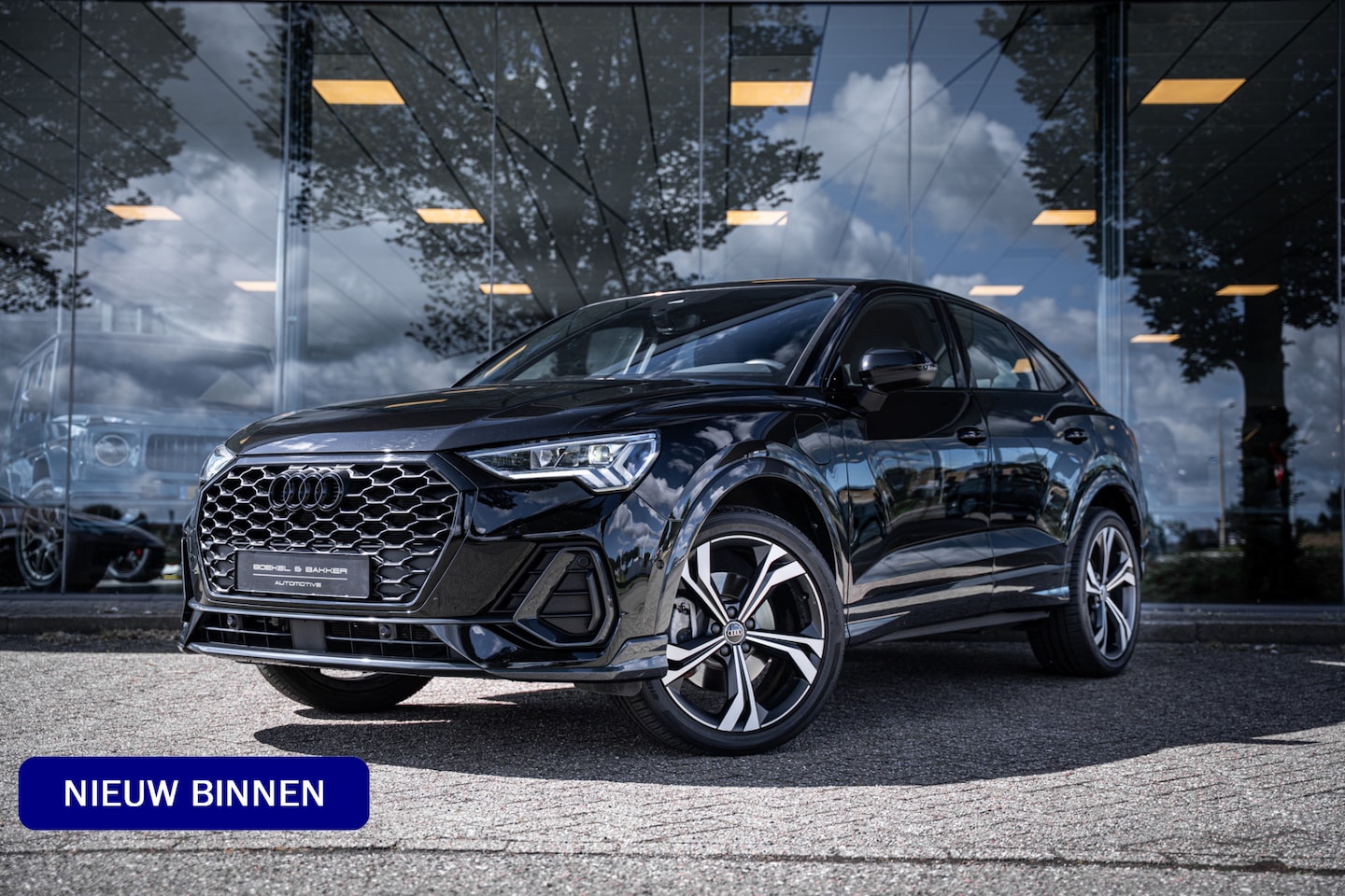 Audi Q3 Sportback - 45 TFSI e S-line ** LED ** 20inch ** Black Optic ** Keyless - AutoWereld.nl