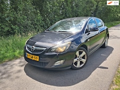 Opel Astra - 1.4 Turbo Sport | Airco + Cruise control Nu € 2.450,