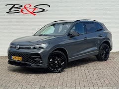 Volkswagen Tiguan - 1.5 eHybrid R-Line Plug in Trekhaak Massage stoelen Camera Carplay