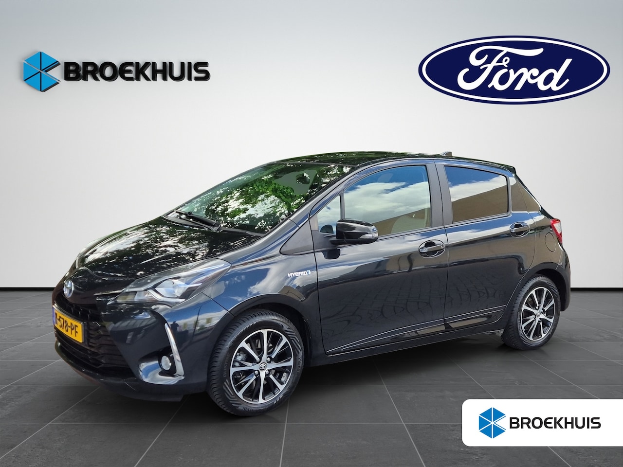 Toyota Yaris - 116pk | Camera | Stoelverwarming | Trekhaak | 16"LM - AutoWereld.nl