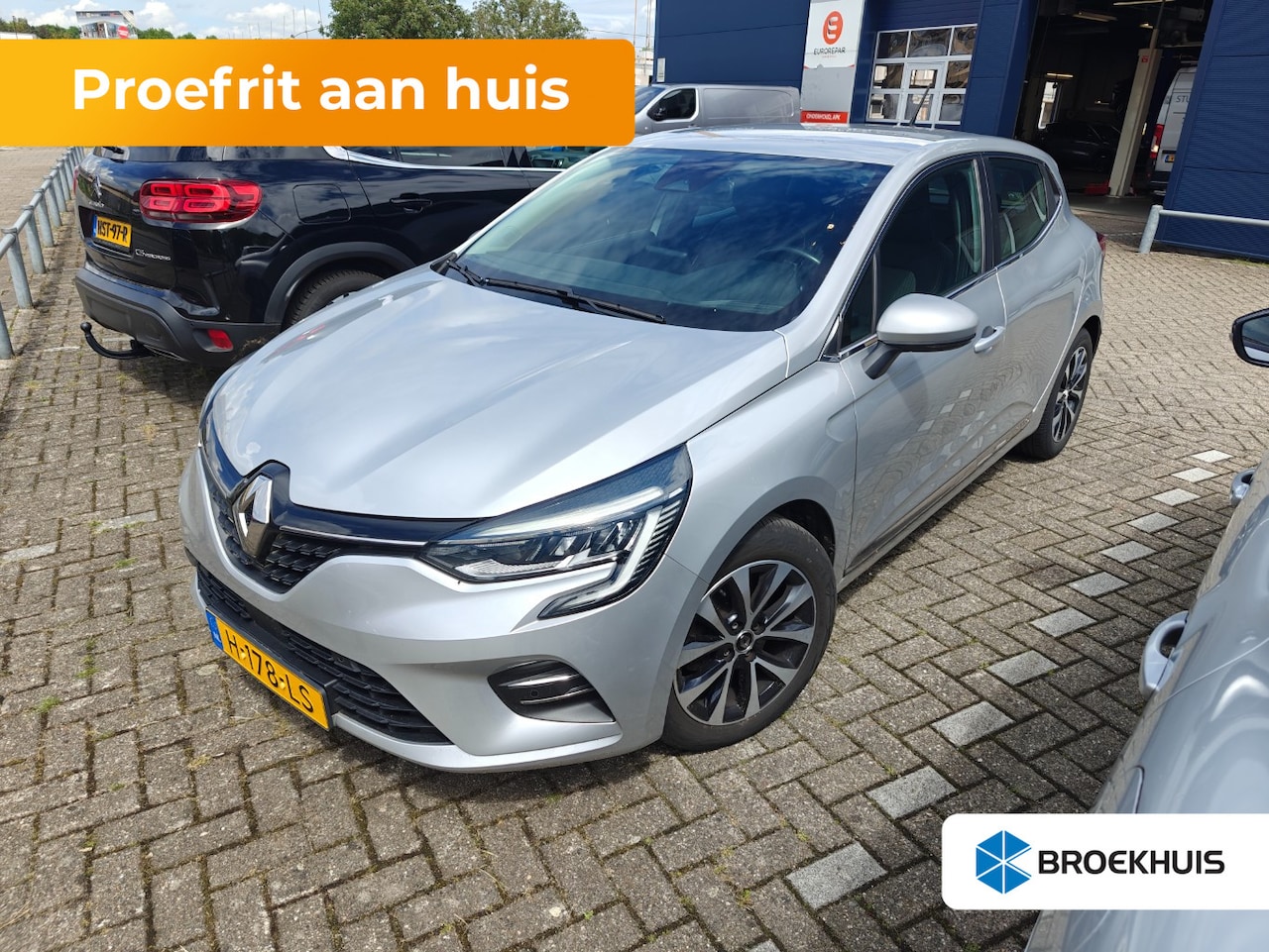 Renault Clio - 1.0 TCe Intens Camera | Groot Scherm | Parkeersensoren Voor + Achter | Leder/Stof | LED | - AutoWereld.nl