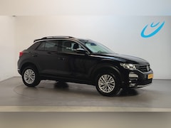 Volkswagen T-Roc - 1.0 TSI 116pk Style Camera Stoelverwarming Navigatie DAB+ App-Connect