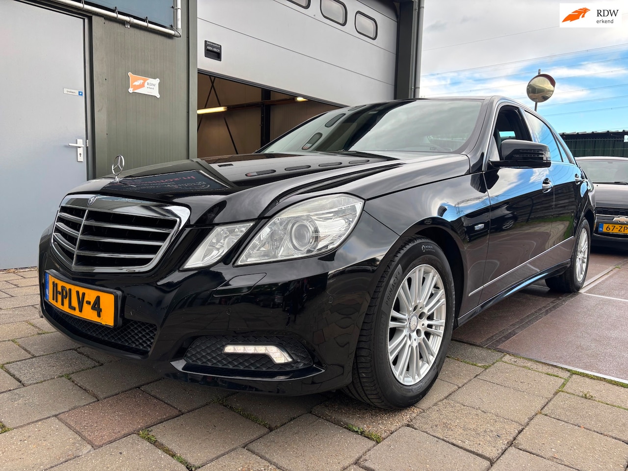 Mercedes-Benz E-klasse - 200 CGI Avantgarde Aut Leder Navi Cruise Topstaat - AutoWereld.nl
