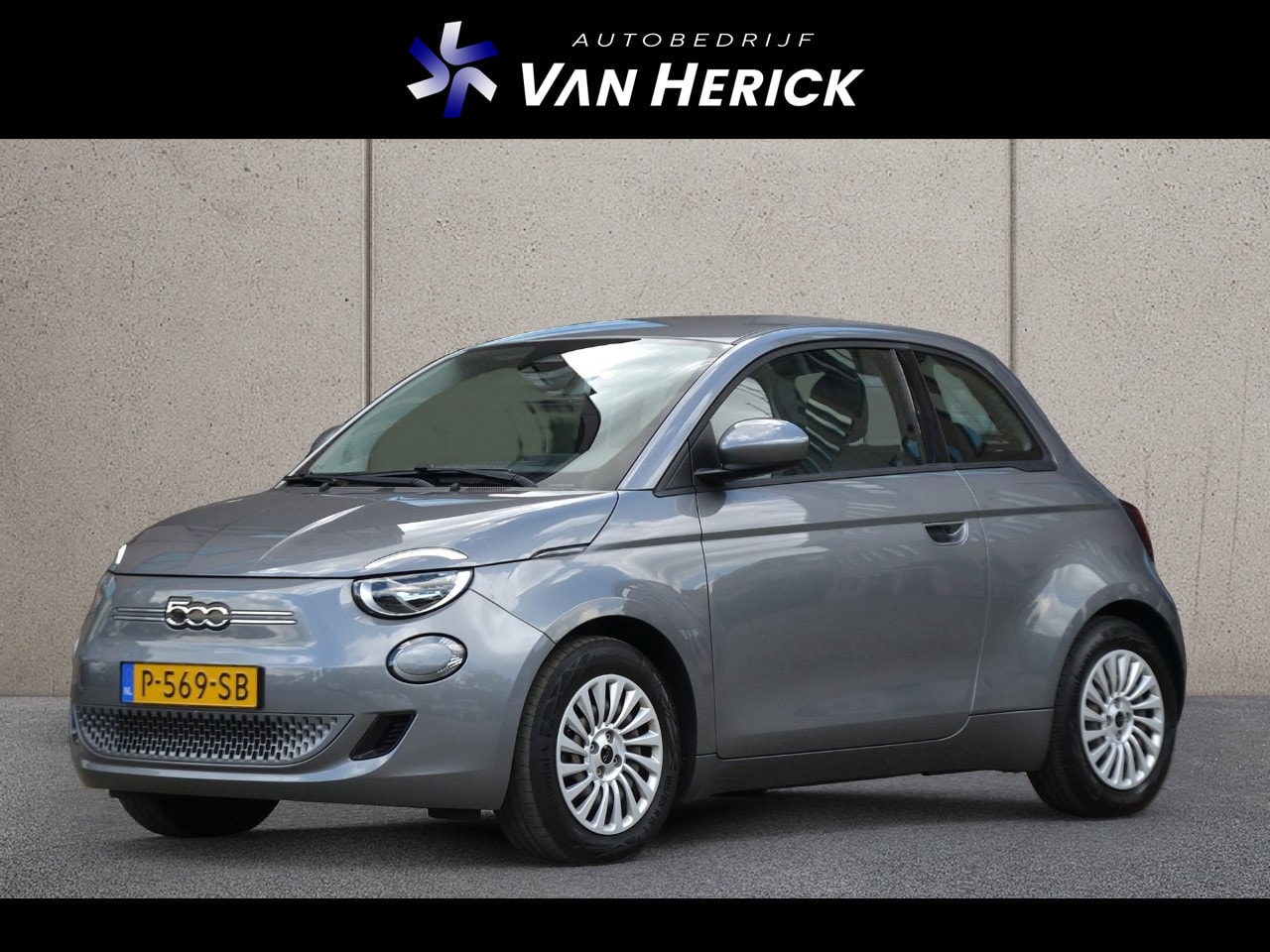 Fiat 500 - Action 24 kWh | Carplay | Draadloze telefoonlader | SOH 95% | BTW - AutoWereld.nl
