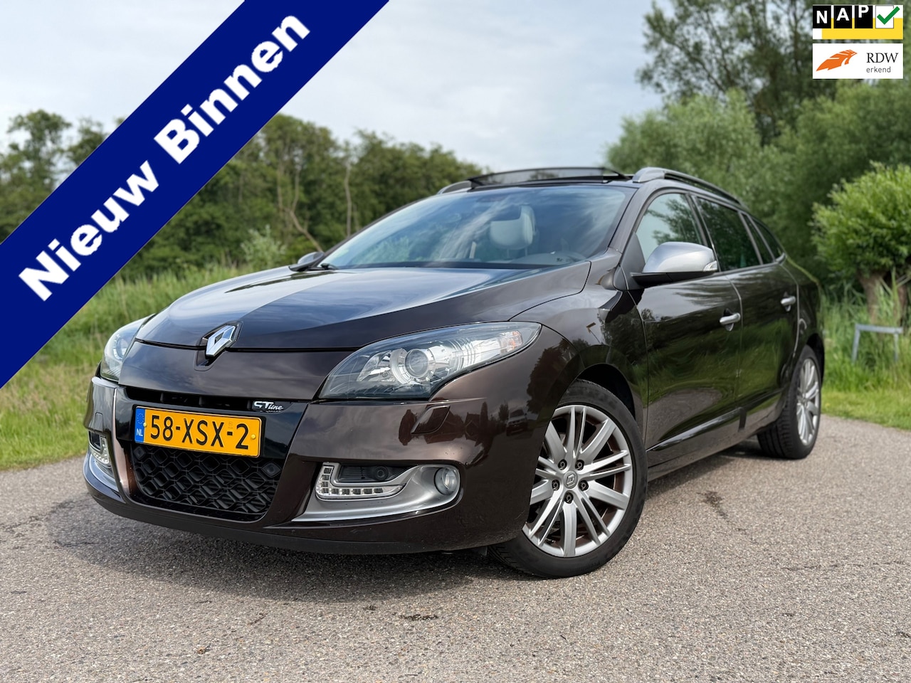 Renault Mégane Estate - 1.5 dCi GT-Line / Stoelverwarming / Panoramadak / Goed onderhouden / Leder / Camera / - AutoWereld.nl