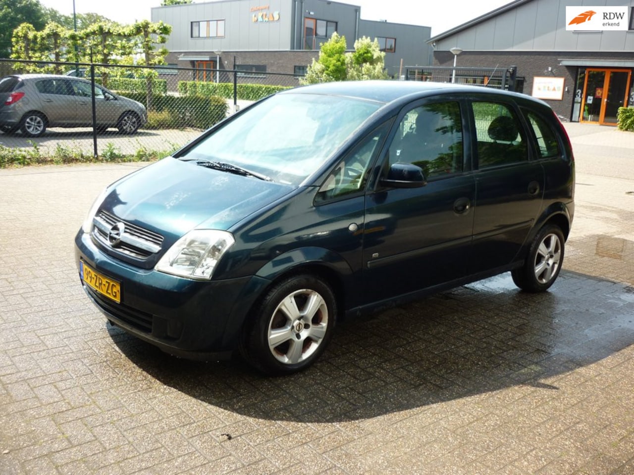 Opel Meriva - 1.6-16V Essentia AUTOMAAT div lak beschadigingen nieuwe apk - AutoWereld.nl