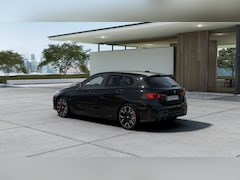 BMW 1-serie - 120 M Sport Automaat / Sportstoelen / Comfort Access / Achteruitrijcamera / Adaptieve LED