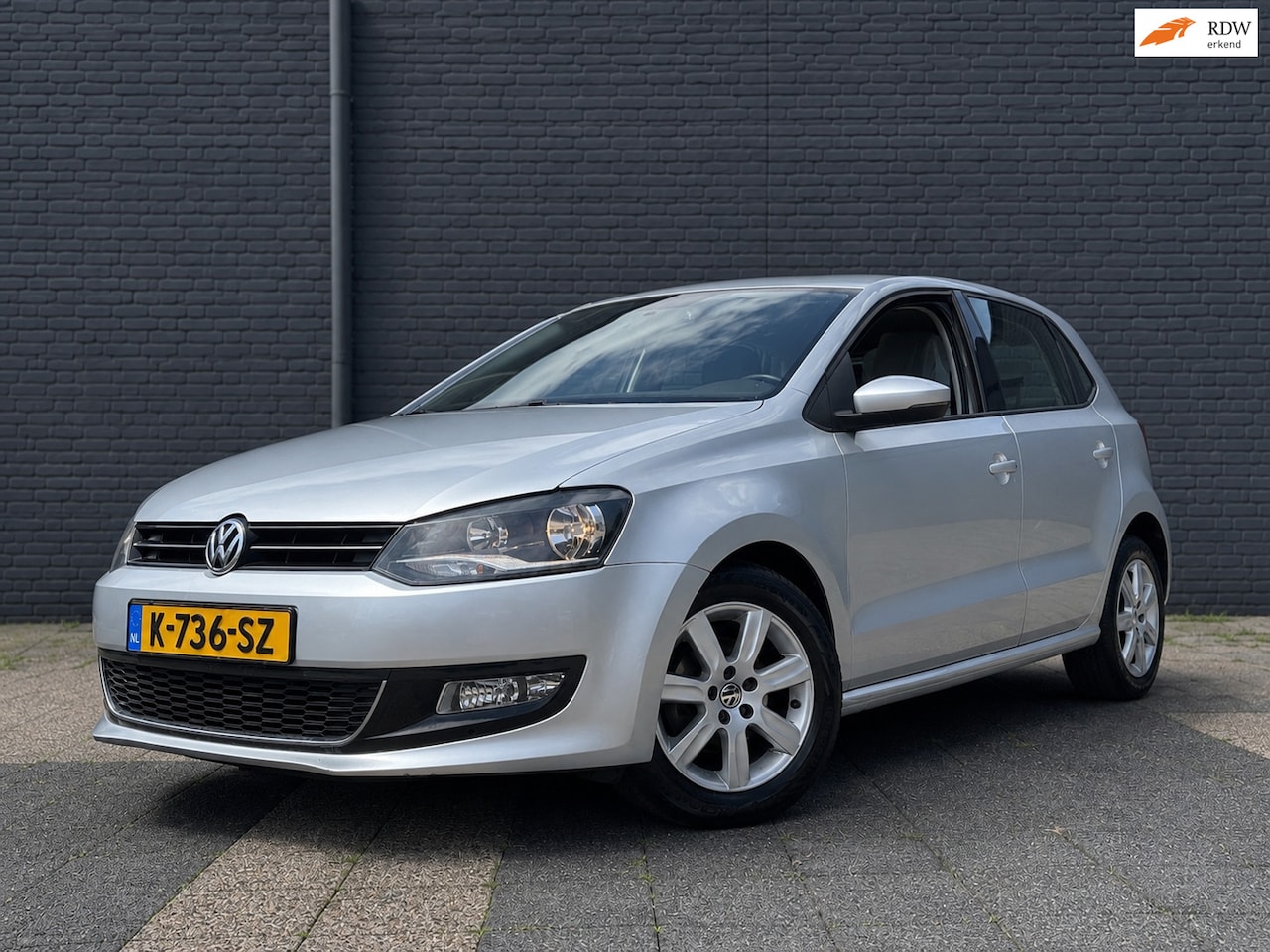 Volkswagen Polo - 1.4-16V Highline | Aut. | Climate | Carplay - AutoWereld.nl