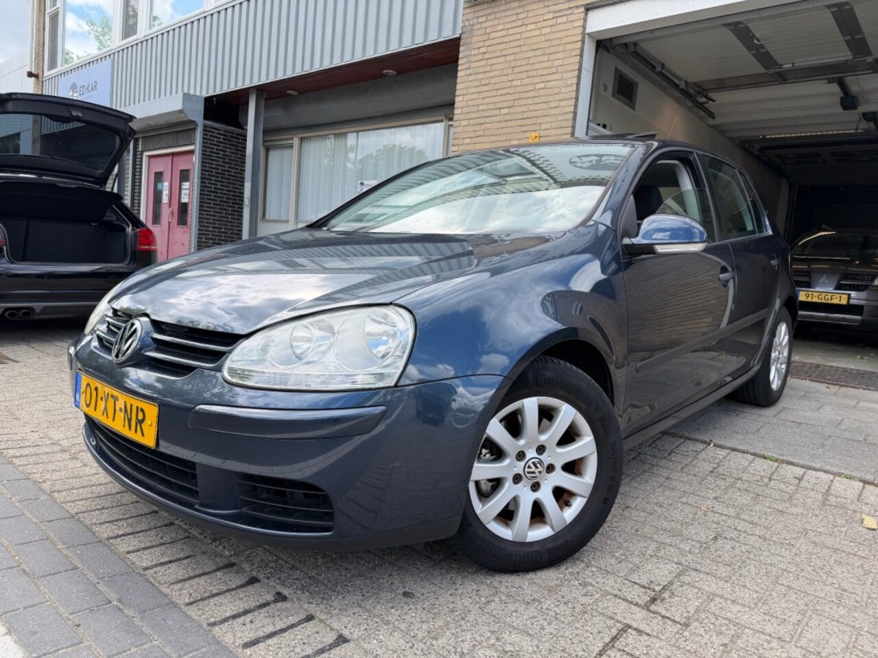 Volkswagen Golf - 2.0 FSI Comfortline CLIMA SCHUIFDAK LMV NETTE AUTO NAP APK - AutoWereld.nl