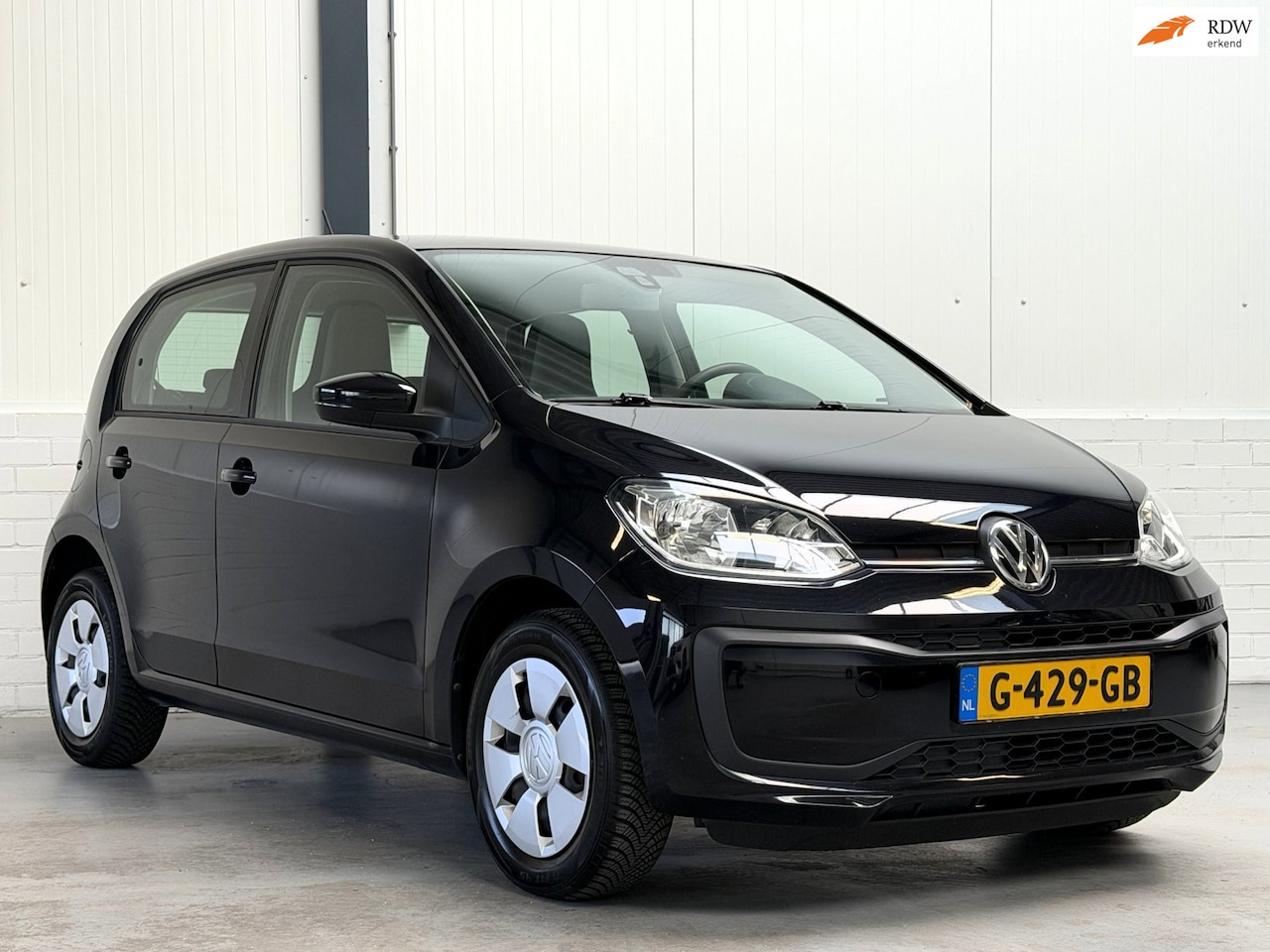 Volkswagen Up! - 1.0 BMT high up! PDC|Cruise|Airco - AutoWereld.nl