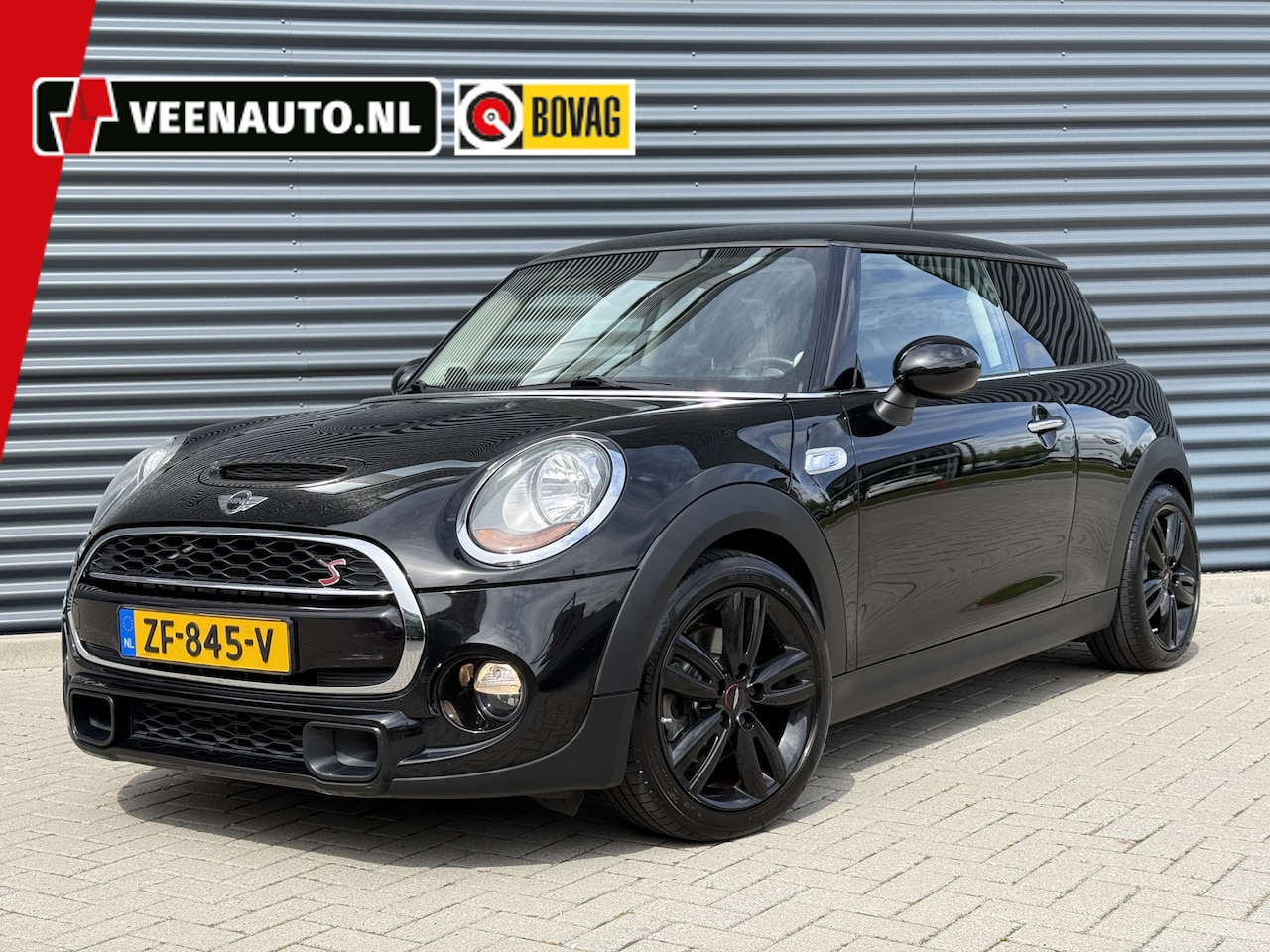 MINI 3-Deurs - 2.0 Cooper S John Cooper Works Harman Kardon/Navi - AutoWereld.nl