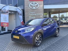 Toyota Aygo X - PLAY APPLE/ANDROID CAMERA AD-CRUISE NL-AUTO BLUETOOTH AIRCO LM-VELGEN