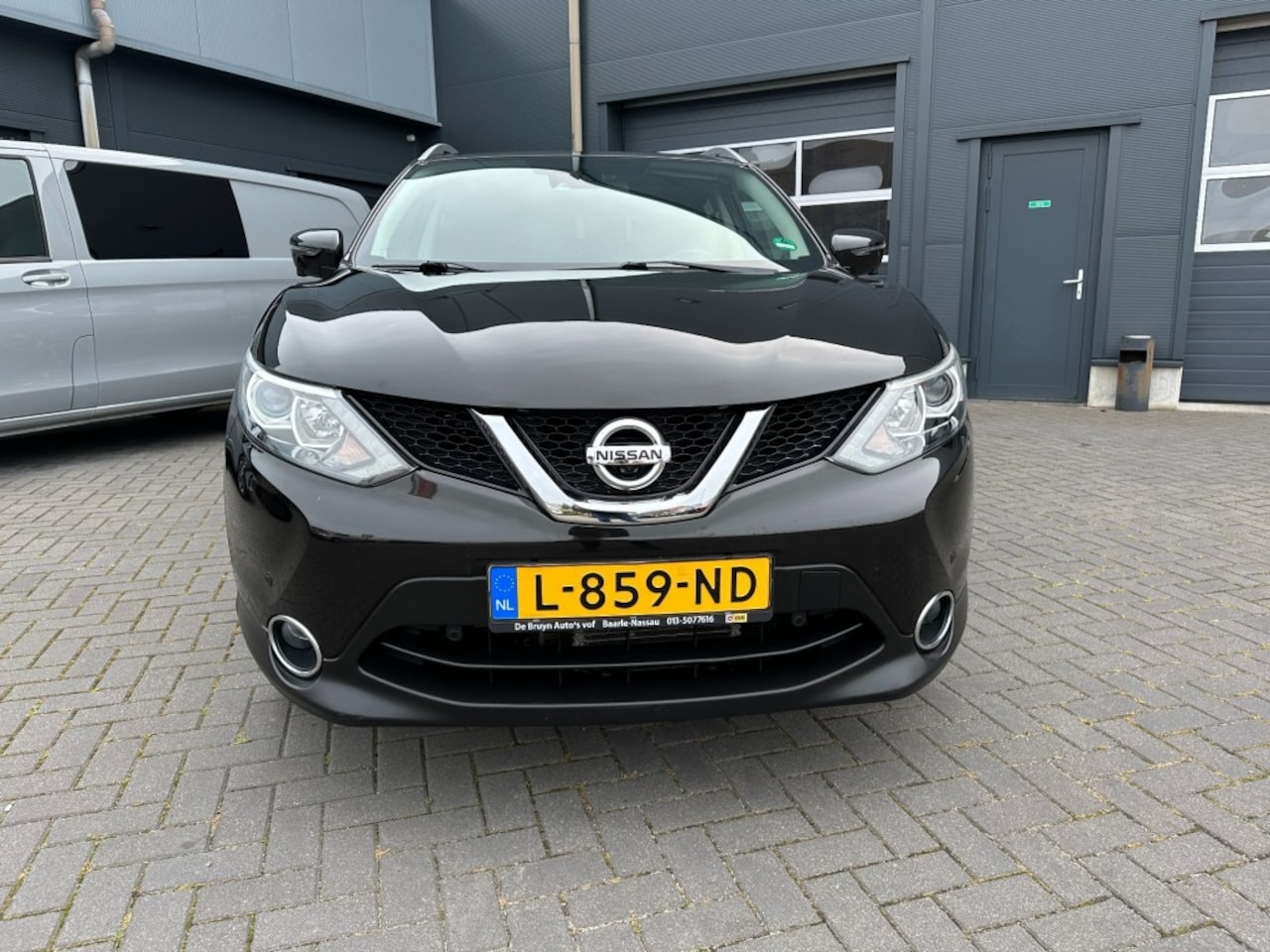 Nissan Qashqai - 1.2 N-Connecta Navi. Camera Panorama Trekhaak - AutoWereld.nl