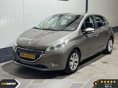 Peugeot 208 - 1.2 VTi Blue Lease Executive Zeer Netjes Trekh.Vol Jaar APK