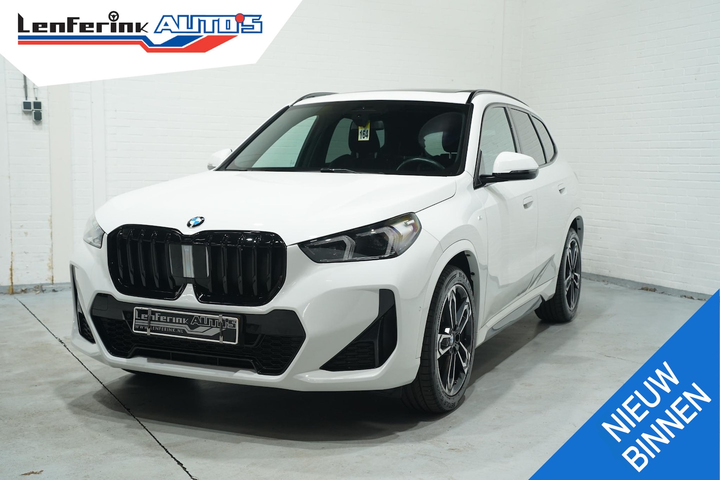 BMW X1 - sDrive20i M Sport Panodak Led koplampen Camera Shadowline Stuur- en stoelverwarming 19 Inc - AutoWereld.nl