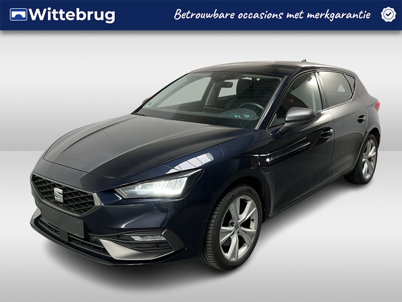 SEAT Leon - 1.4 TSI eHybrid PHEV FR / AUTOMAAT/ PARK.SENSOR.V+A/ CAMERA/ STUUR+STOELVERWARM./ ACC/ FUL - AutoWereld.nl