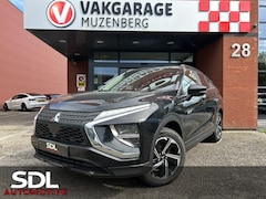 Mitsubishi Eclipse Cross - 2.4 PHEV Intense // LED // CAMERA // KEYLESS // APPLE CARPLAY / ANDROID AUTO // CLIMA // S