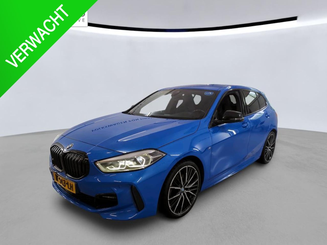 BMW 1-serie - 118i High Executive Edition NL-AUTO | M-PAKKET | LEDER | SFEER VERLICHTING - AutoWereld.nl