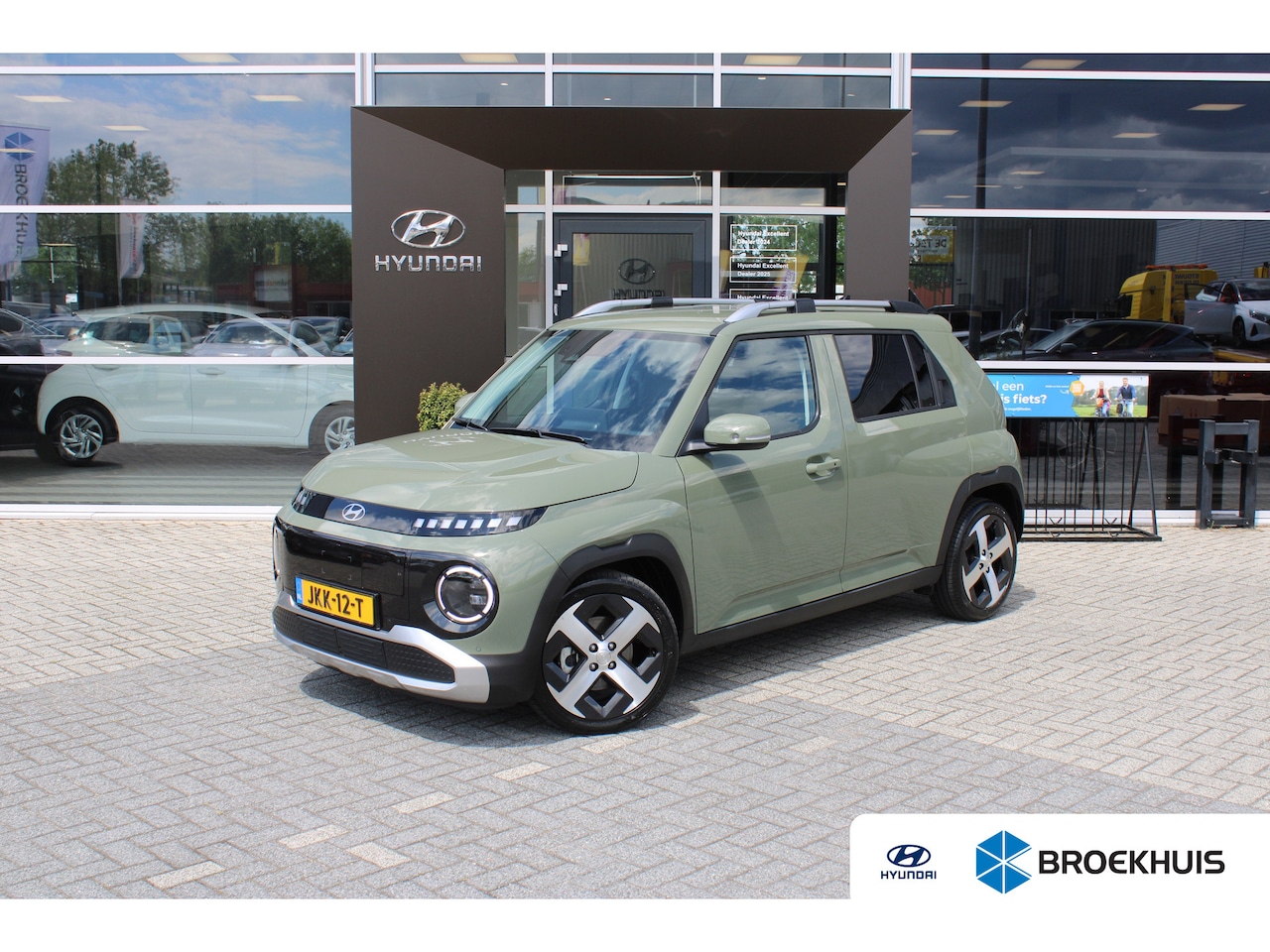 Hyundai Inster - Evolve + WTR 49kWh | Achterbank verstelbaar | Achteruitrijcamera | Airco (automatisch) - AutoWereld.nl