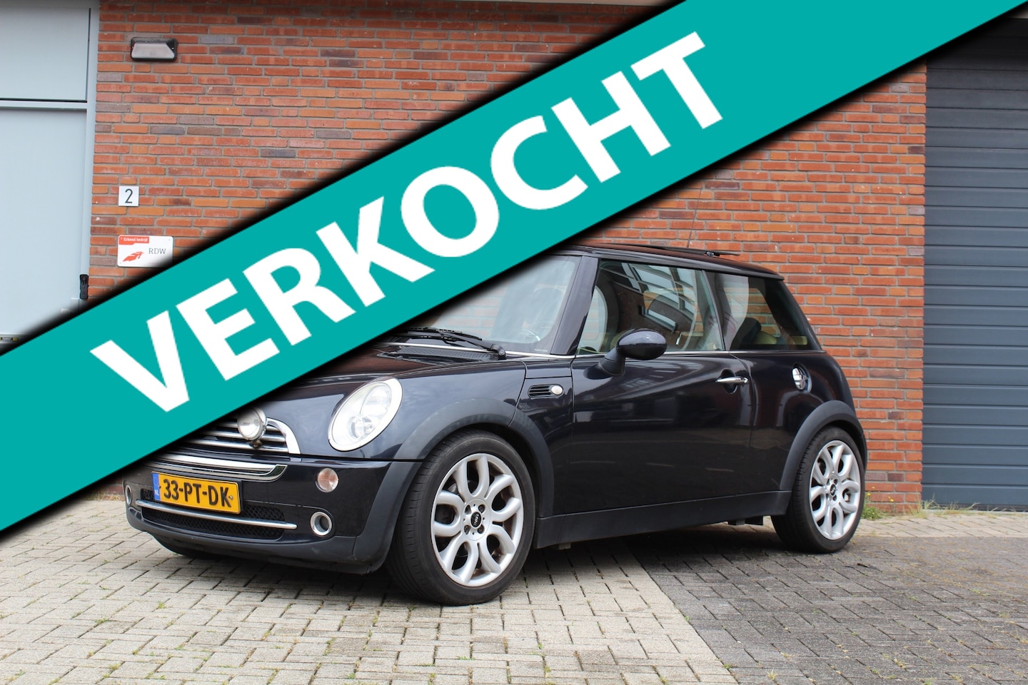 MINI 3-Deurs - 1.6 Cooper Chili | PANO CRUISE NAP - AutoWereld.nl