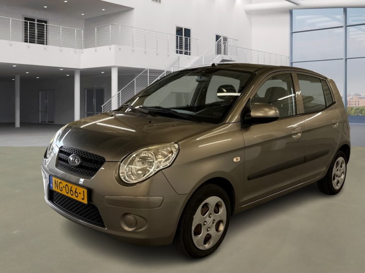 Kia Picanto - 1.1 Fifteen/ LAAG KM/ ZEER NETJES - AutoWereld.nl