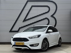 Ford Focus - 1.0 ST-Line 2e Eigenaar|Navi|Airco|Trekhaak|Elek ramen|Nieuwe APK bij aflevering