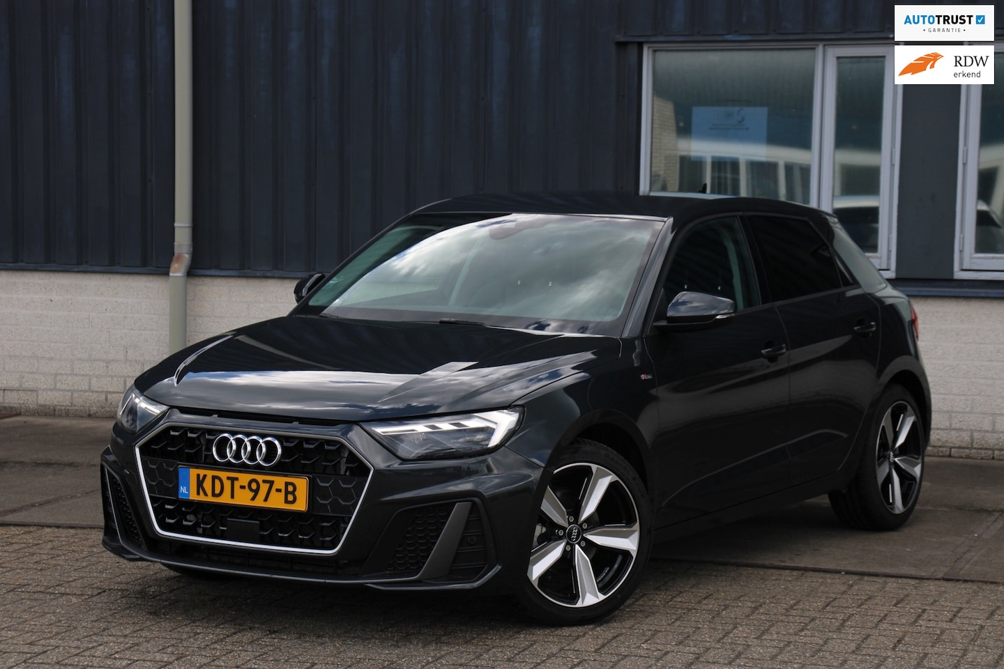 Audi A1 Sportback - 30 TFSI S-Line AUT. ACC Lane Leder ParkCam Virtual Matrix LED Garantie - AutoWereld.nl