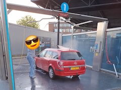 Opel Astra Wagon - 1.6 Edition Bijna 100% tech. Vernieuwd te weten , distributie jaar geleden , achter remklauwen met sch