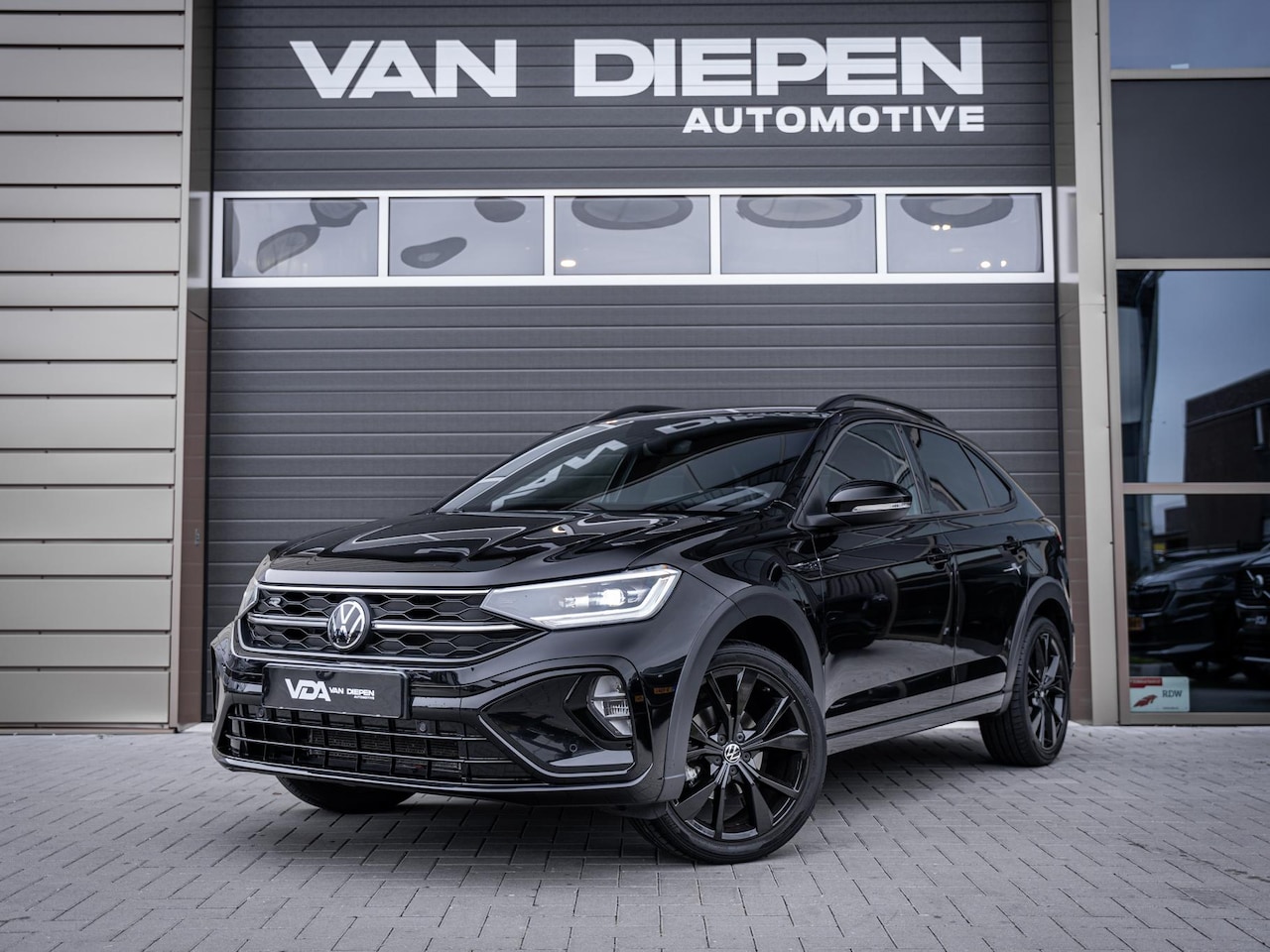 Volkswagen Taigo - 1.0 TSI R-Line Business - Black Optic l ACC l Carplay l Camera l Full Led - AutoWereld.nl