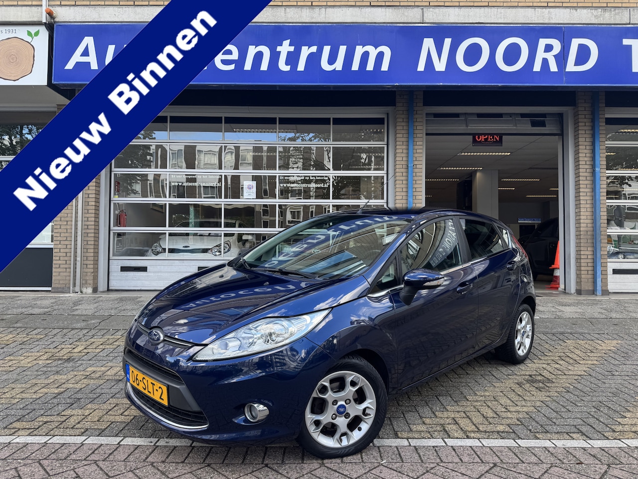 Ford Fiesta - 1.25 Titanium X NAP | Nieuwe Distributieriem | Climate Control | Cruise Control | Parkeers - AutoWereld.nl