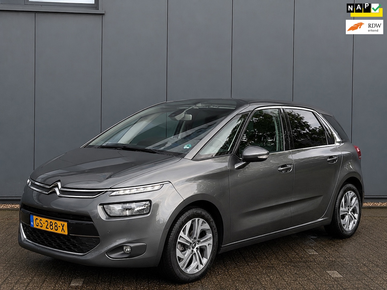 Citroën C4 Picasso - 1.6 e-THP Intensive | Nap | Netjes | Automaat - AutoWereld.nl