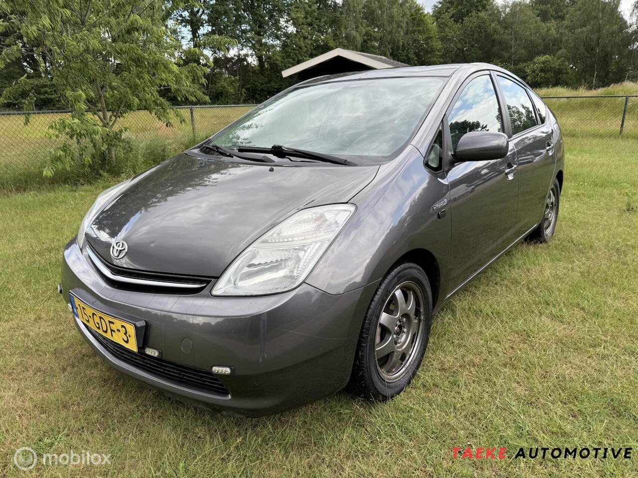 Toyota Prius - 1.5 VVT-i Comfort AUT/CRUIS/CLIMA/NAP/APK - AutoWereld.nl