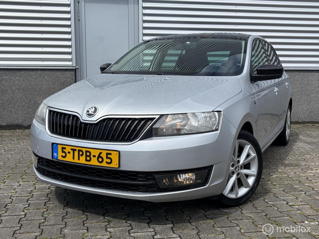 Skoda Rapid Spaceback - 1.2 TSI Businessline Pro,Pano,DAB,Navi - AutoWereld.nl
