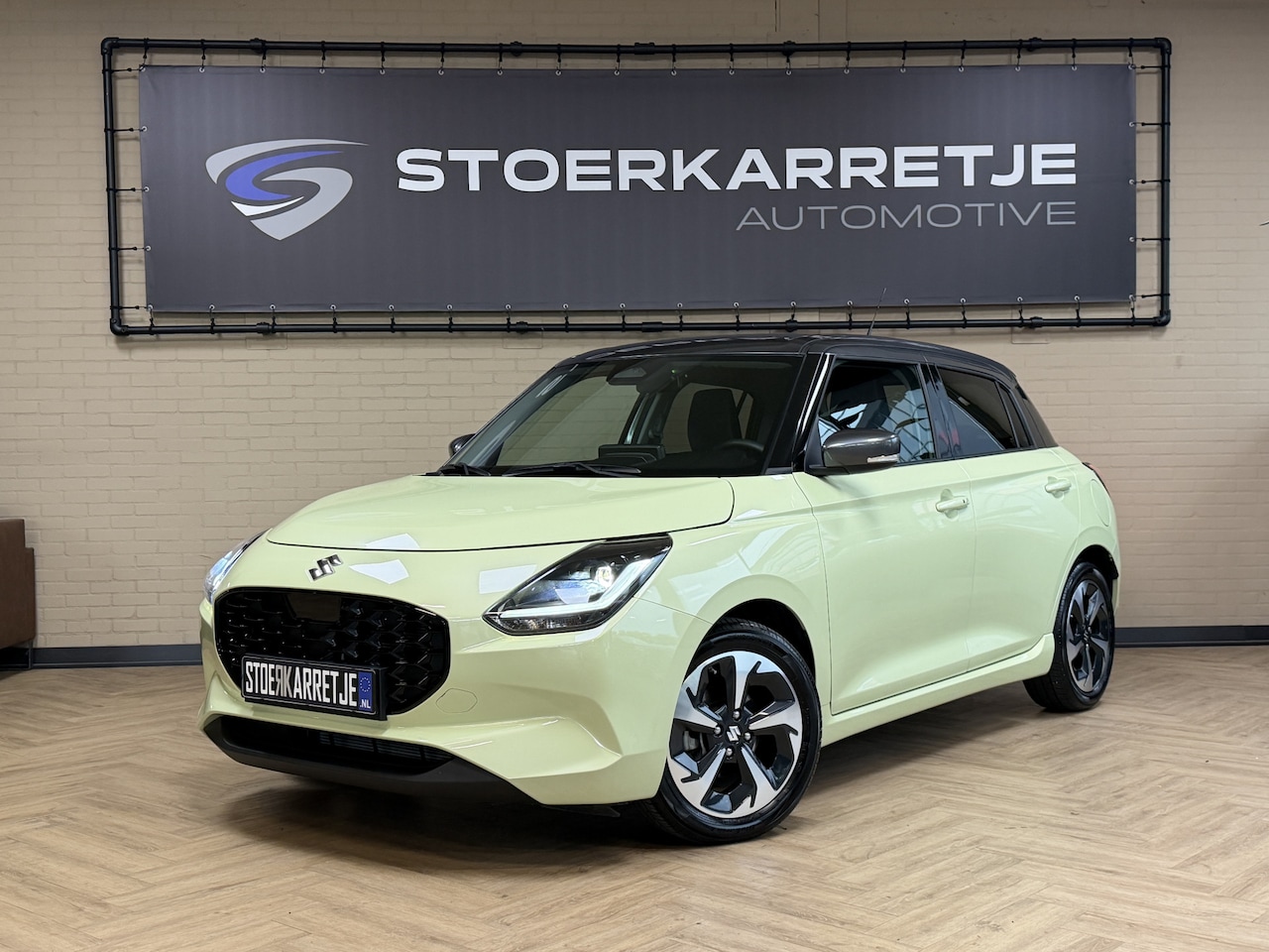 Suzuki Swift - 1.2 Style Smart Hybrid | Navi | 16" | ACC | Dodehoek | Carplay | Camera | - AutoWereld.nl