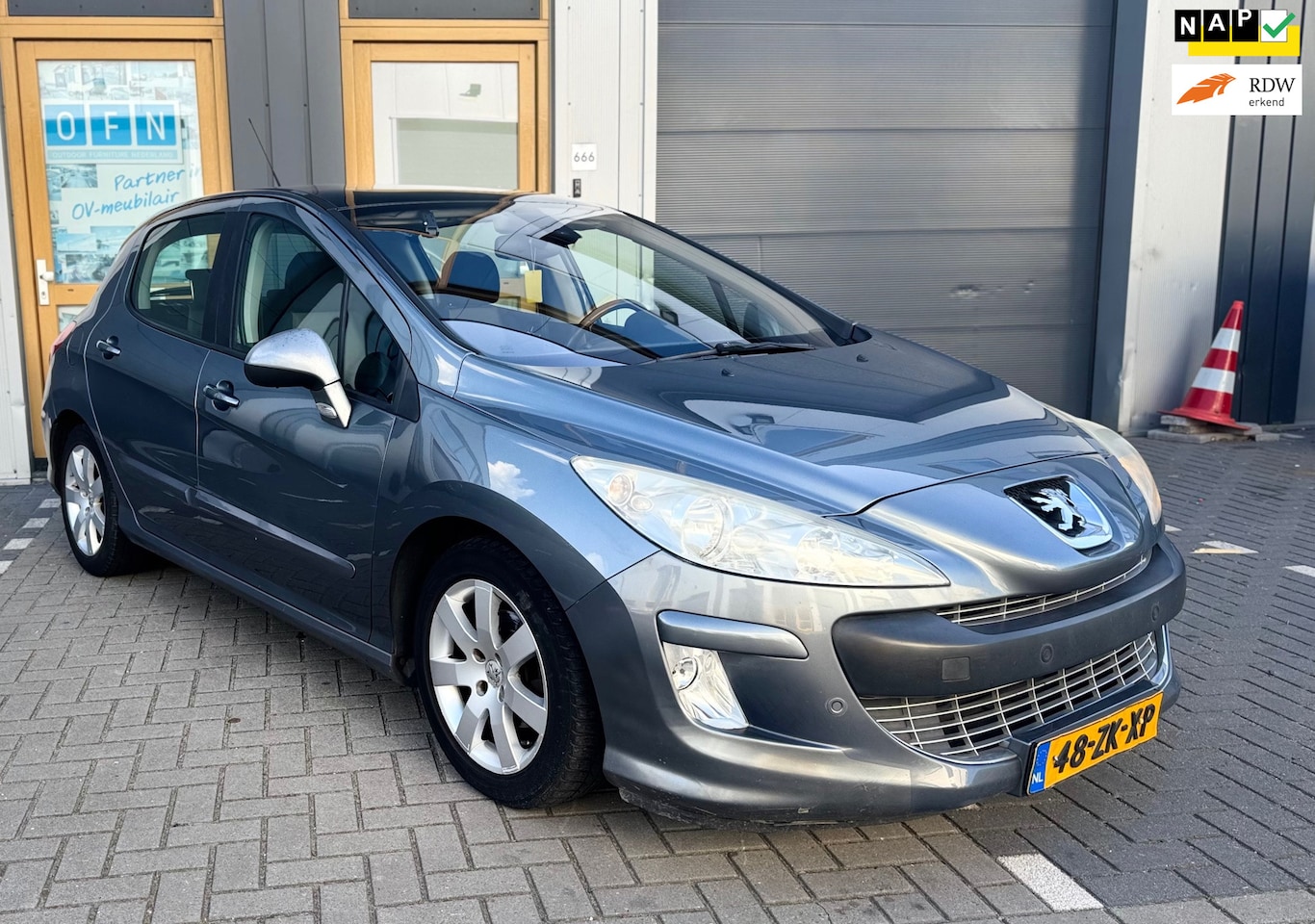 Peugeot 308 - 1.6 THP XT 1.6 THP XT - AutoWereld.nl