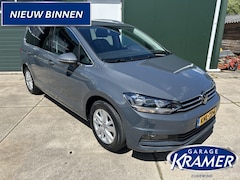 Volkswagen Touran - 1.5 TSI EVO Highline 150 pk DSG