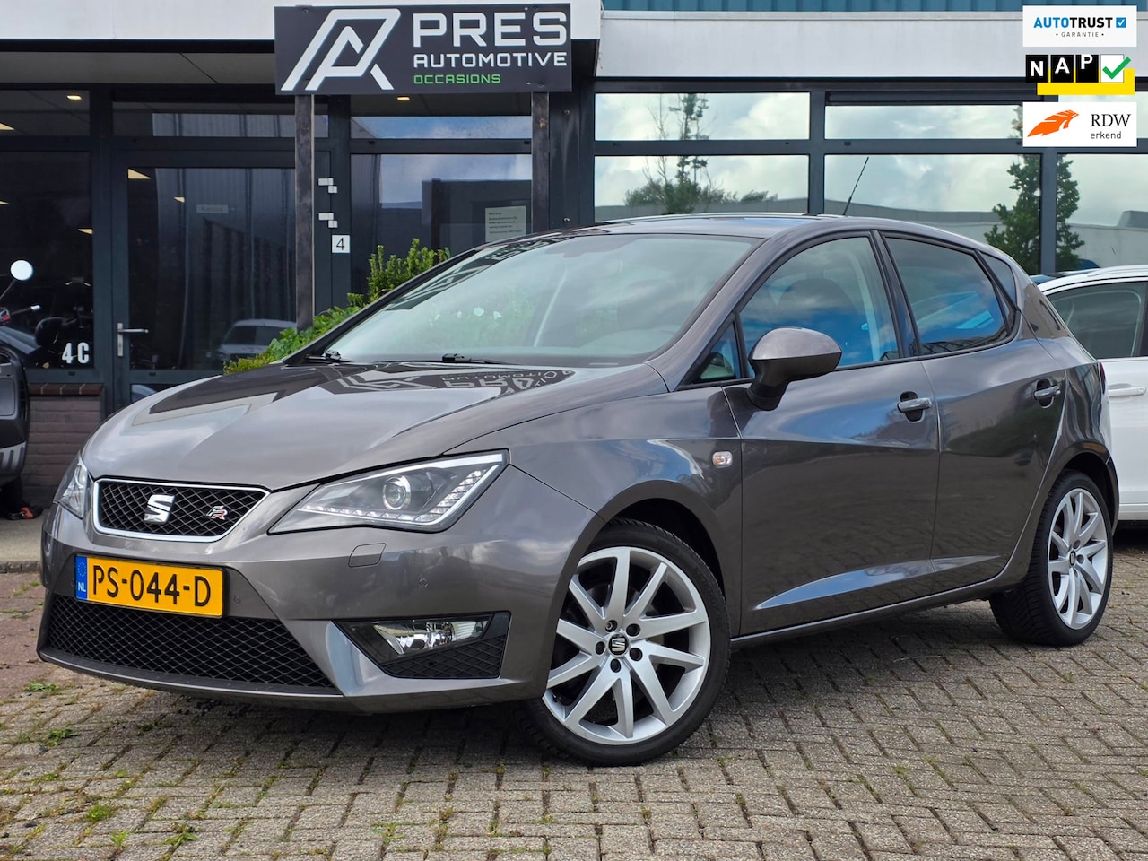SEAT Ibiza - 1.0 EcoTSI FR Connect |CLIMA|CRUISE|NAVI|CAMERA - AutoWereld.nl