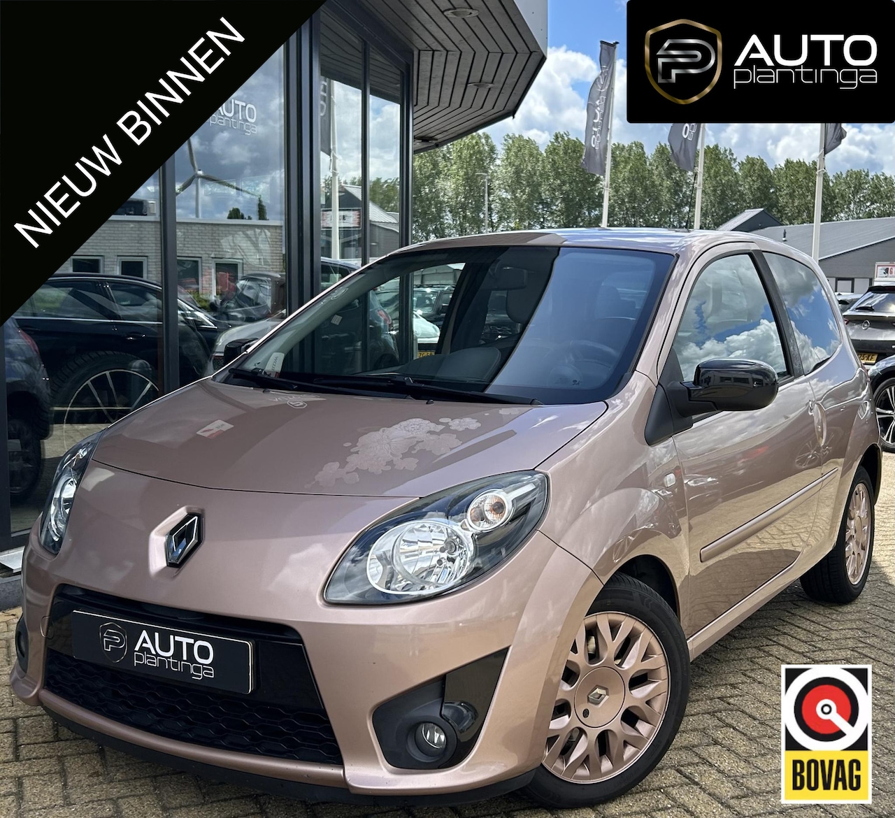 Renault Twingo - 1.2-16V Miss Sixty 75PK | NL AUTO | 2e Eigenaar | NAP | Airco | Cruise Control | Geint Gla - AutoWereld.nl