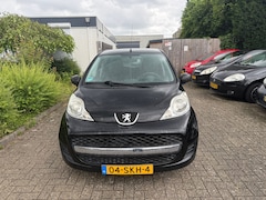Peugeot 107 - 1.0-12V XR