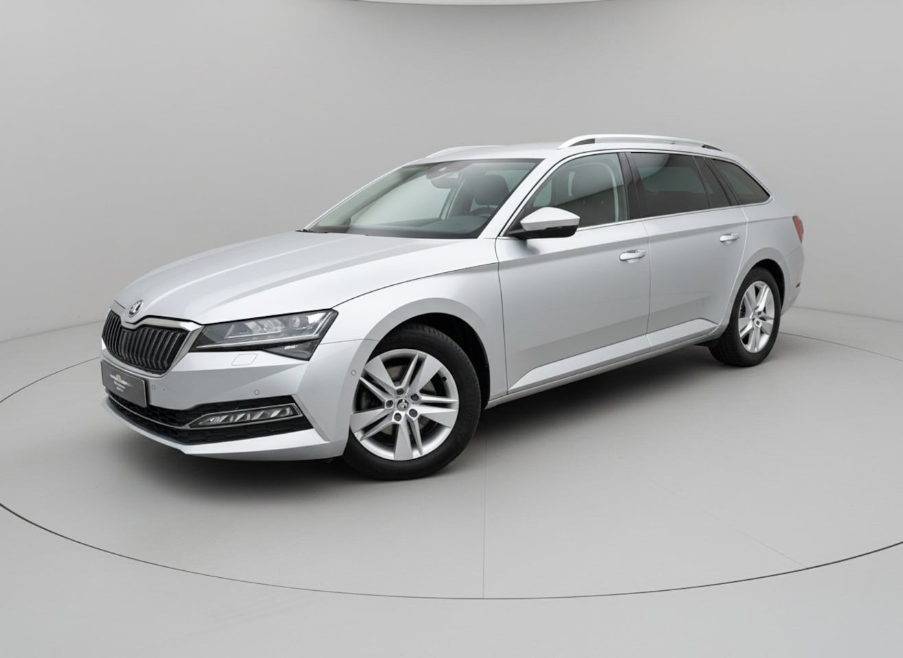 Skoda Superb Combi - 1.4 TSI iV Style * Trekhaak * Memory * Digitale teller * - AutoWereld.nl