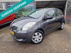 Toyota Yaris - 1.3 VVTi Sol | 3E EIGENAAR | 12MND GARANTIE | NW APK | AIRCO |