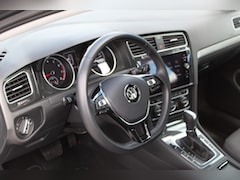 Volkswagen Golf - 1.5 TSI DSG-automaat Comfortline Business | Trekhaak