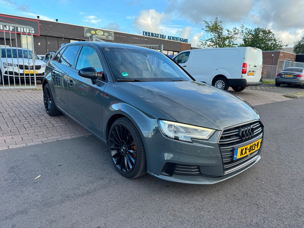 Audi A3 Sportback - 1.6 TDI DSG-AUTOMAAT XENON/NAVICLIMA - AutoWereld.nl