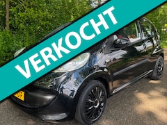 Peugeot 107 - 1.0-12V XR 2008 AIRCO NIEUWE APK