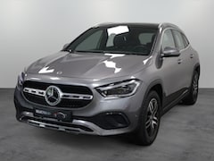 Mercedes-Benz GLA-Klasse - 180 Bns Sol. Luxury