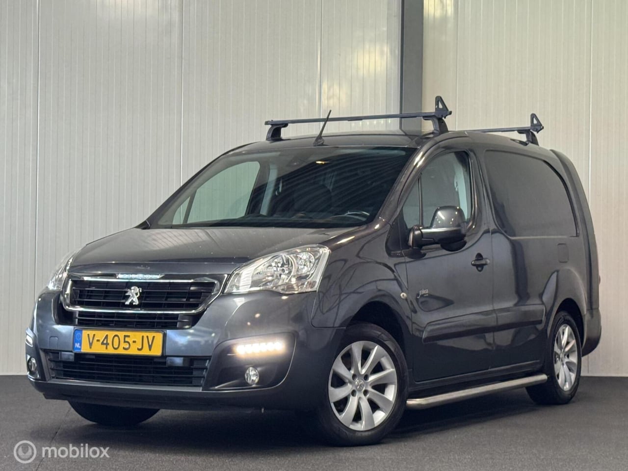 Peugeot Partner - bestel 122 1.6 BlueHDi 120 L2 Premium Pack S&S - AutoWereld.nl